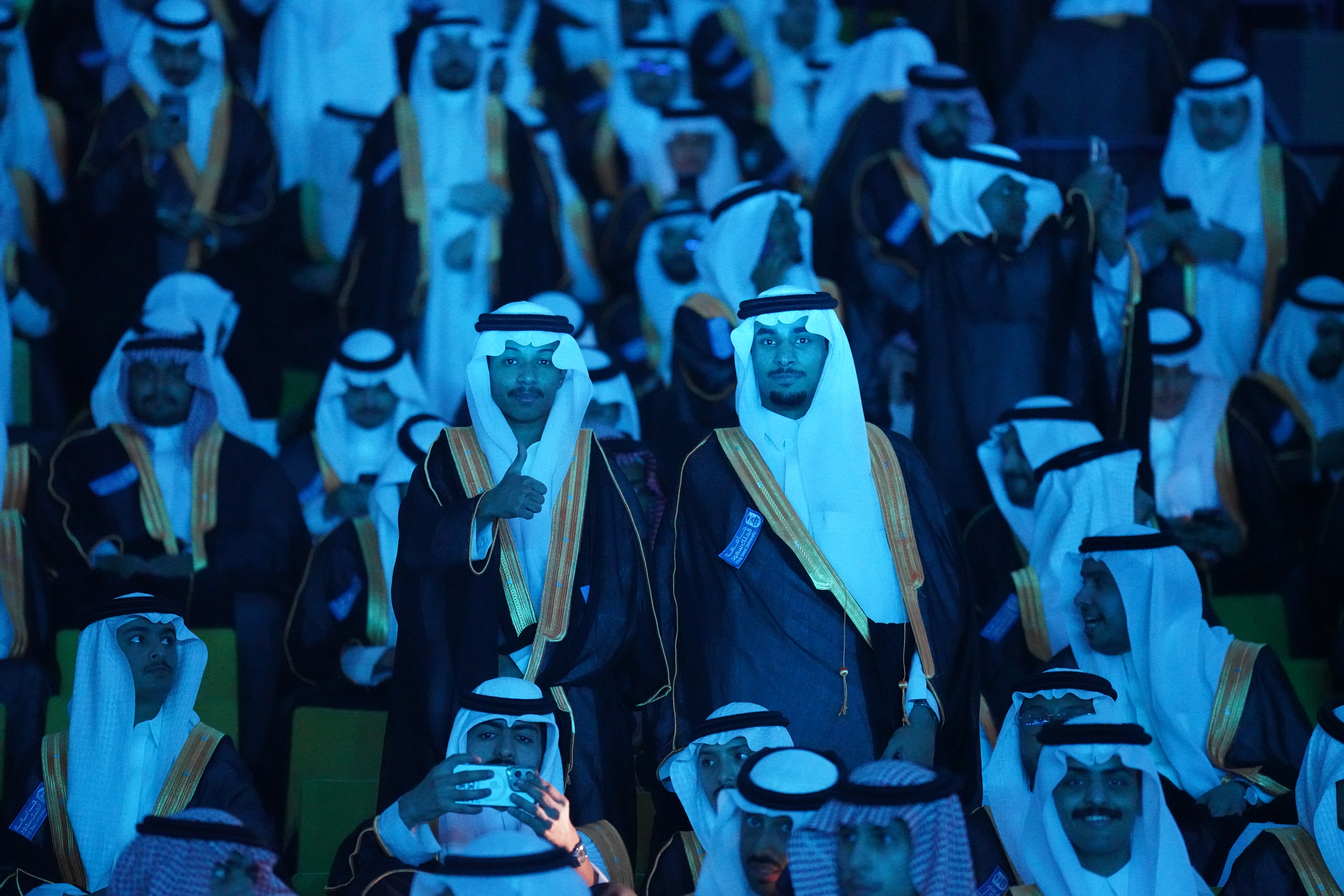 صورة من حفل التخرج 12