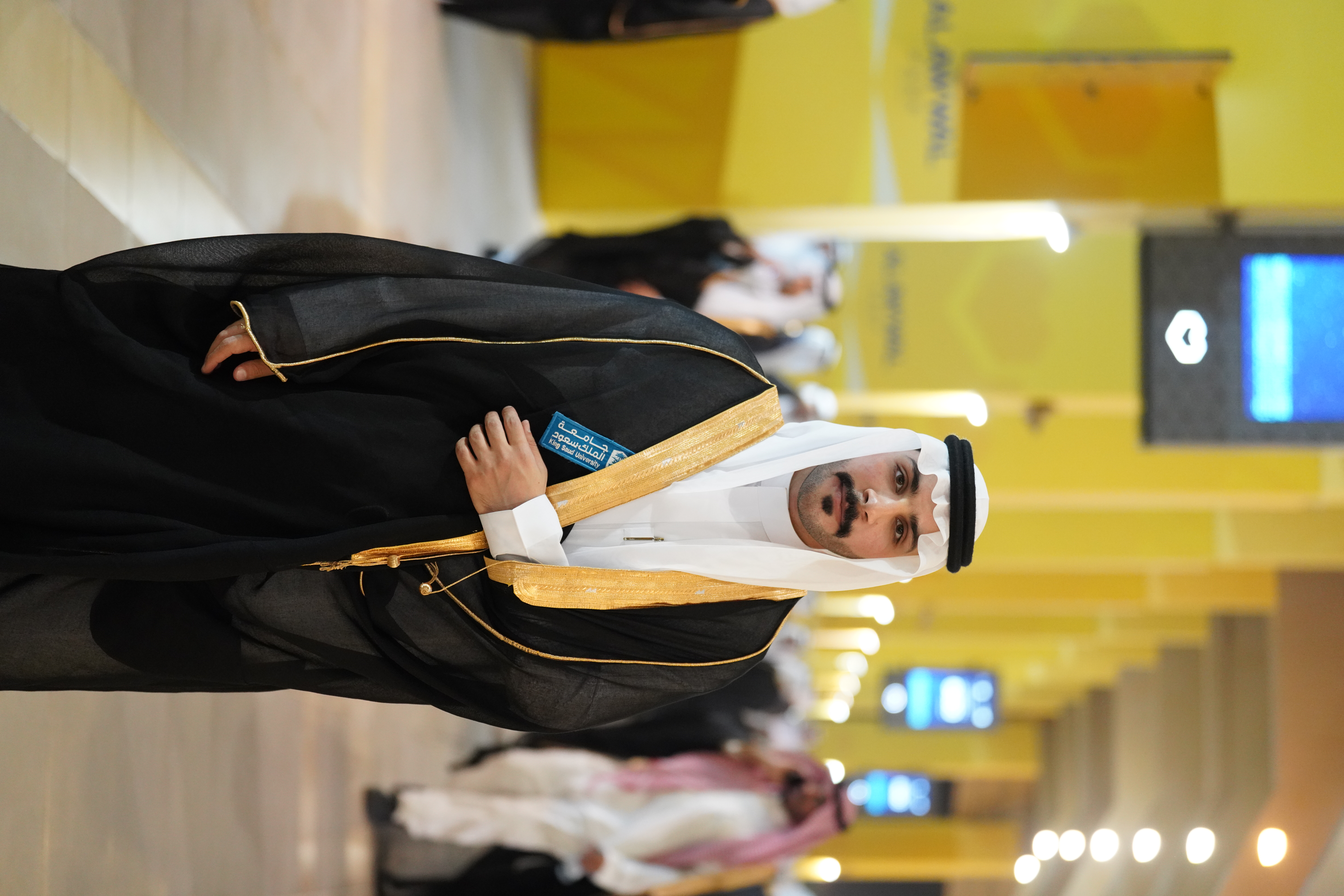 صورة من حفل التخرج 16